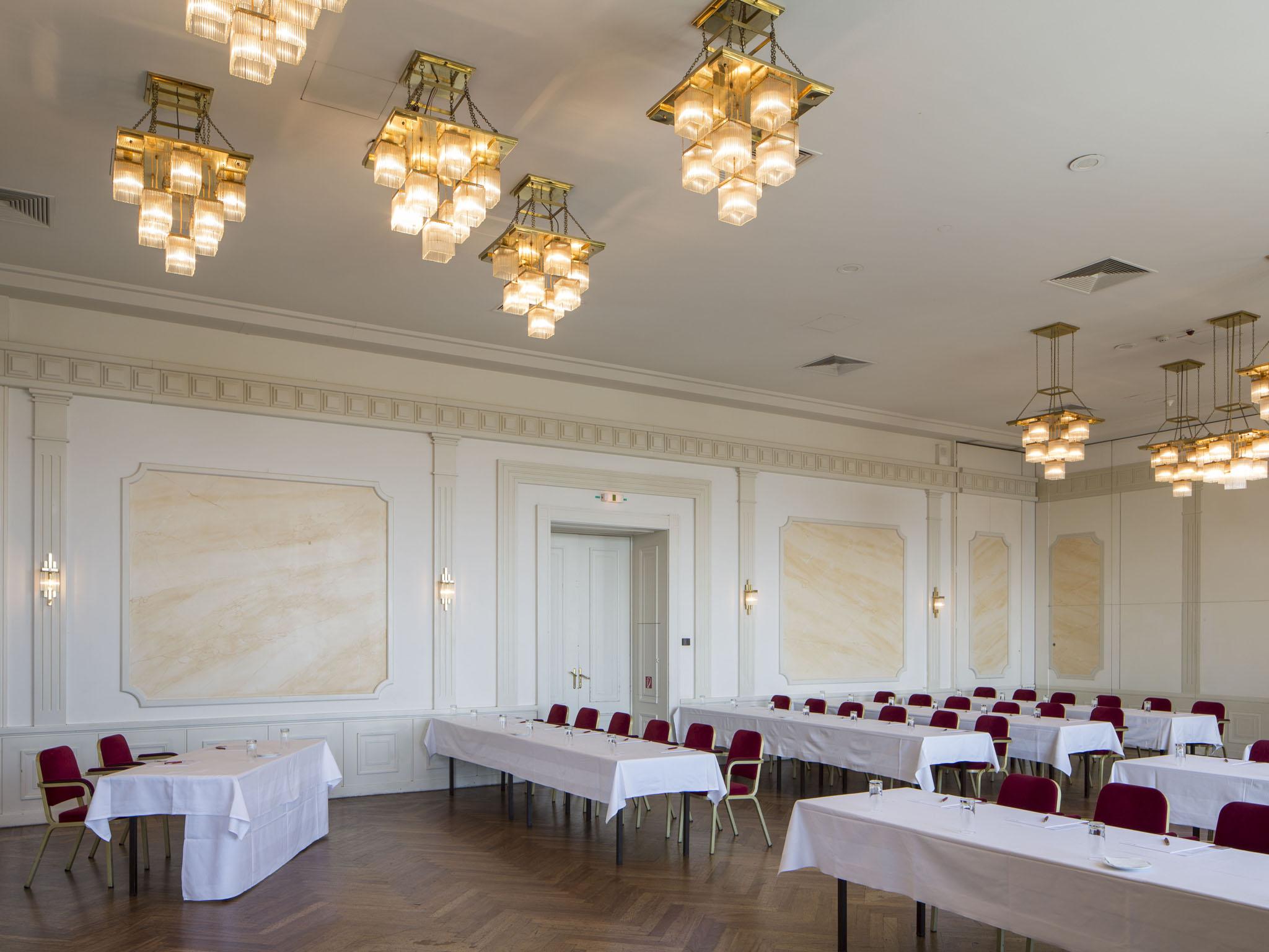 Austria Trend Hotel Schloss Wilhelminenberg Wien Kinh doanh bức ảnh